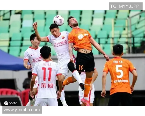 武汉篮球队实力强劲荣登全国排行榜第七名展现出色竞技水平与团队合作精神