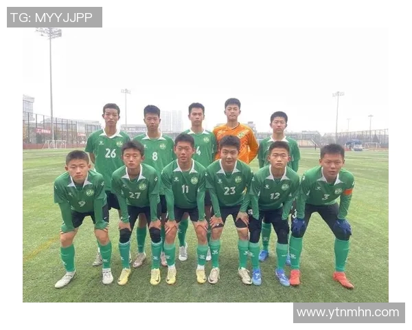 西安足球队盯防策略分析与比赛表现的得失总结