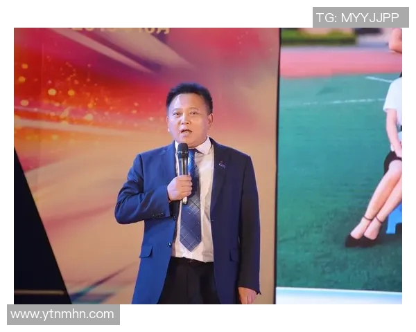 史鸿飞的奋斗历程与人生哲学探讨:从平凡到卓越的成长之路 史鸿飞的奋斗历程与人生哲学探讨:从平凡到卓越的成长之路