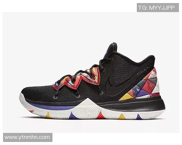 欧文新鞋发布会踩踏耐克Logo引发热议真正艺术无须标签的深刻思考