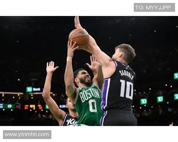 湖人队与骑士队历史交锋记录分析及比赛精彩瞬间回顾