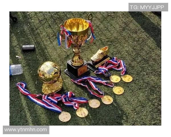 芝加哥联队迎战雷湾寒流展现足球激情与团队精神的巅峰对决