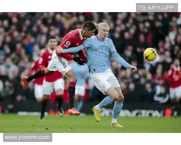 曼联与曼城精彩重播回顾赛场瞬间再现经典对决