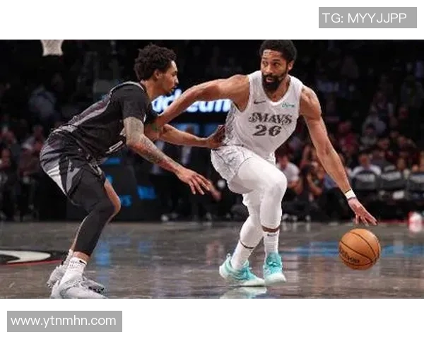 老鹰与独行侠对决分析谁将成为NBA赛季的真正强者