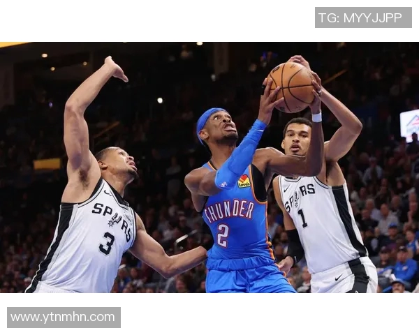 雷霆与马刺激战回顾2017年11月18日精彩瞬间与赛后分析